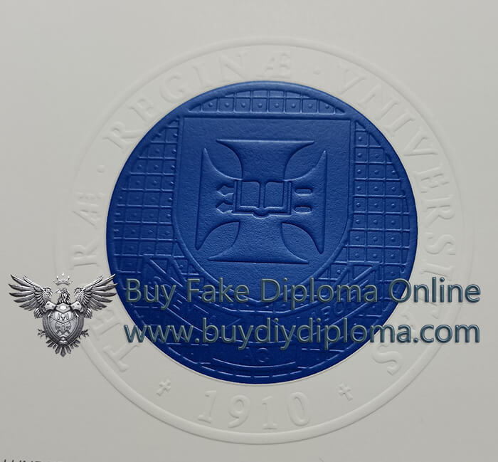 University of Queensland Credentials embossed stamp